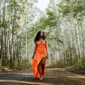 Prom/graduation dress